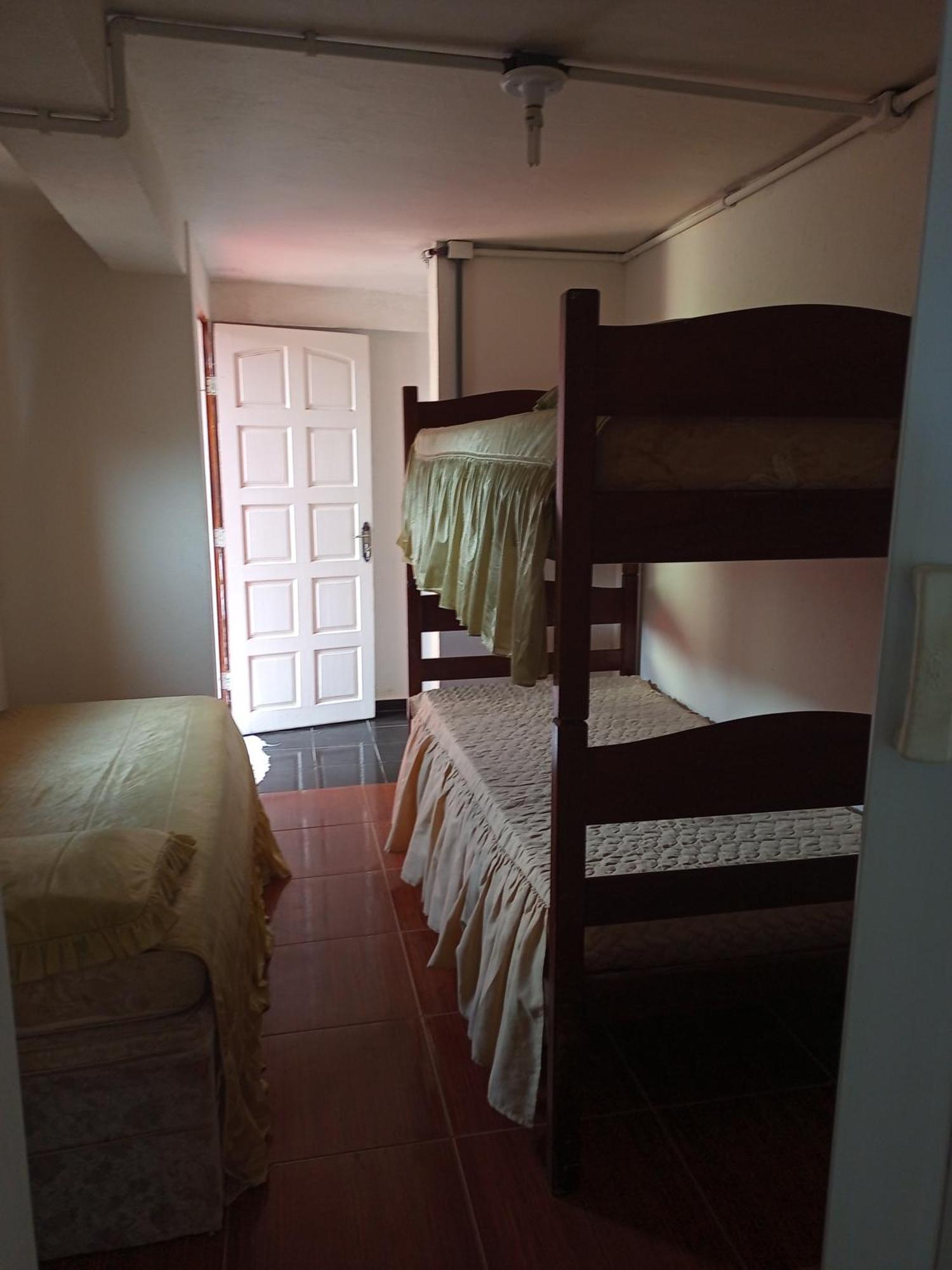 Albergue Parque Cerejeiras-suite Acomodacoes Basicas